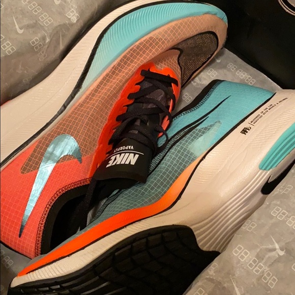 Nike Zoomx Vaporfly Next% main image 4